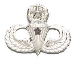 Army Badge: Master Combat Parachute First Award - No Shine  