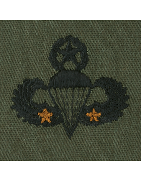 Army Badge: Master Combat Parachute Second Award - Subdued Sew On 