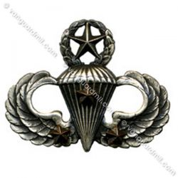 Army Badge: Master Combat Parachute Third Award - Silver Oxide