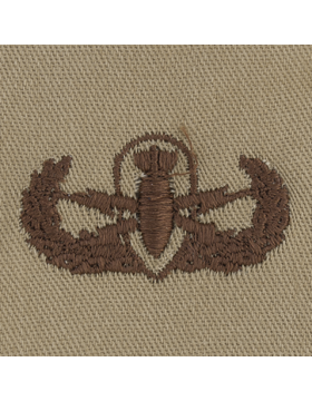 Army Badge: Explosive Ordnance Disposal - Desert Sew On  
