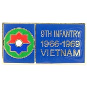 VIETNAM 9TH INFANTRY 1966-1969 PIN 1-1/8"  