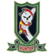 VIETNAM VIET CONG HUNTER PIN 1"  