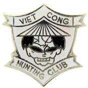 VIET CONG HUNTING CLUB SHIELD PIN 1"  