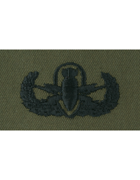 Army Badge: Explosive Ordnance Disposal - Subdued Sew On 